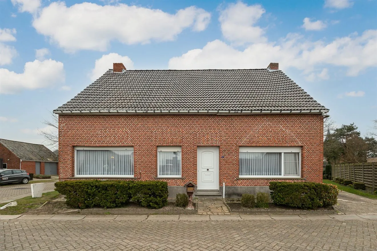 Huis Te Koop - 2340 Vlimmeren BE Image 2